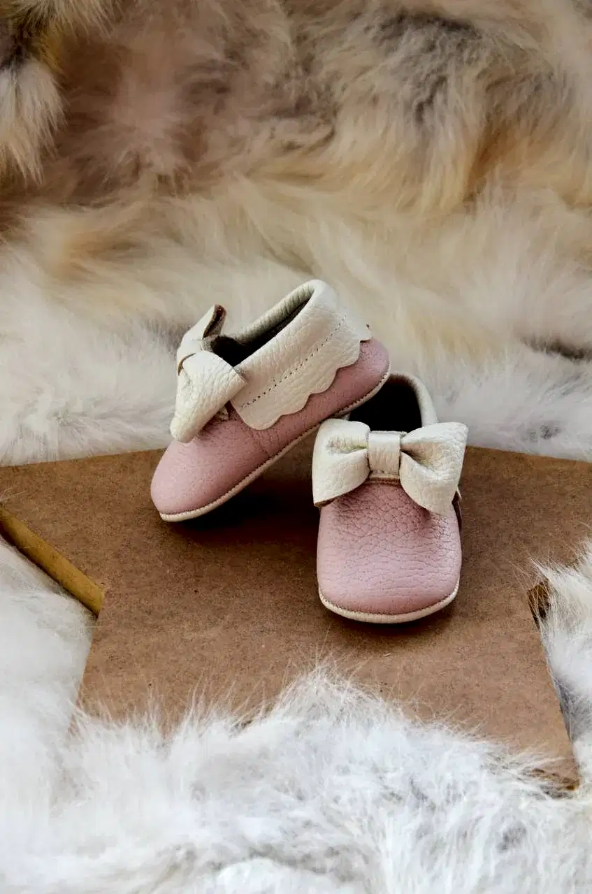 El Yapımı Gerçek Deri Pembe Bebek Makosen Patik